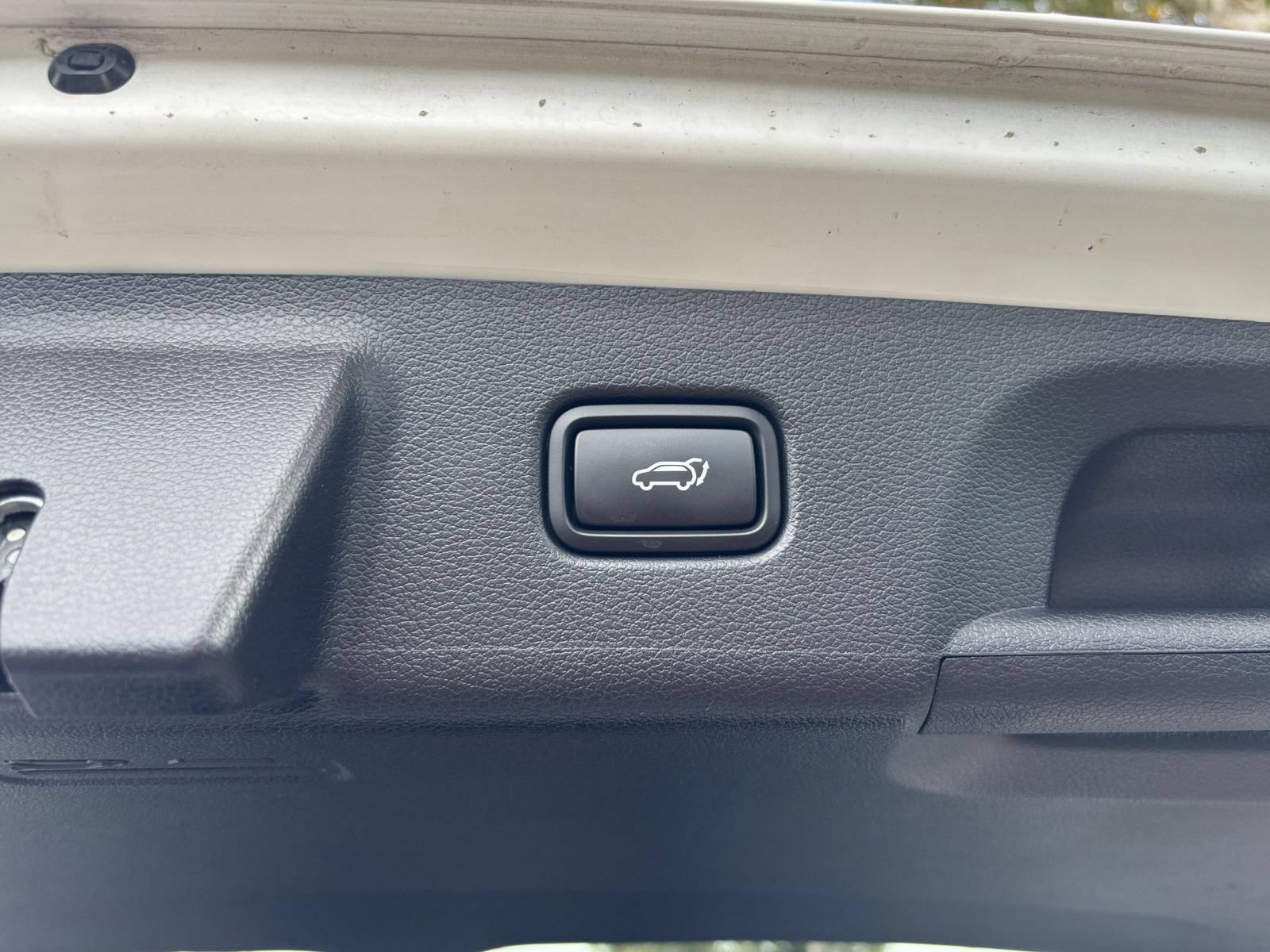 Used 2025 Hyundai Palisade SEL FWD image 24