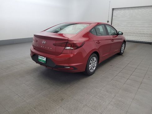 Used 2019 Hyundai Elantra SE image 9