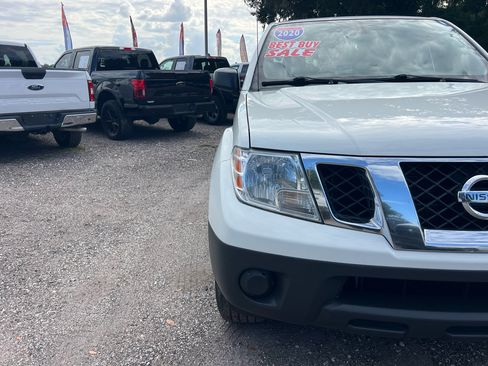 Used 2020 Nissan Frontier S w/ S Utility Package image 9