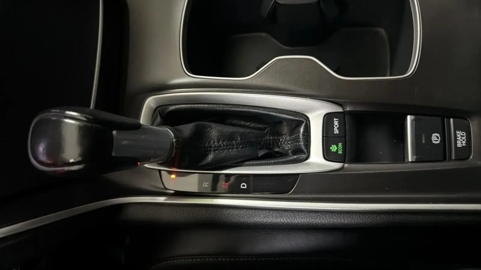Used 2018 Honda Accord Sport image 12