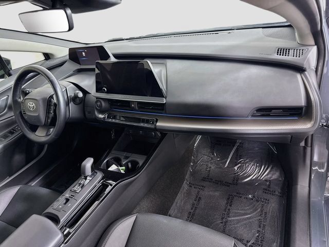 Certified 2024 Toyota Prius XLE FWD image 29