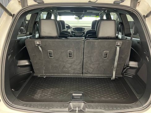 Used 2022 Honda Pilot Black Edition image 13