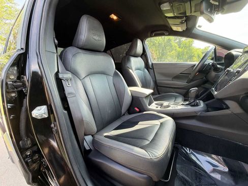 Certified 2024 Subaru Crosstrek 2.5i Wilderness w/ Crosstrek Mirror Package AWD/4WD image 18