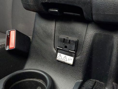 Used 2016 Jeep Wrangler Unlimited Sahara AWD/4WD image 23