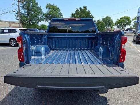 Used 2024 Chevrolet Silverado 1500 LT AWD/4WD image 29