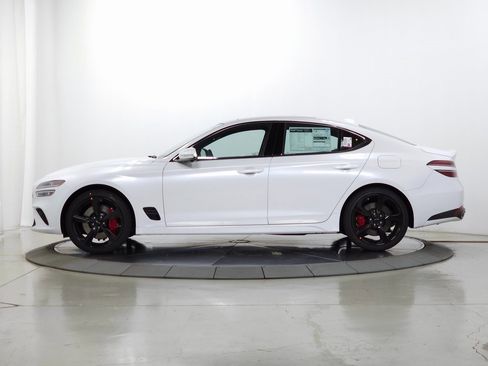 Used 2026 Genesis G70 3.3T Sport Prestige image 5