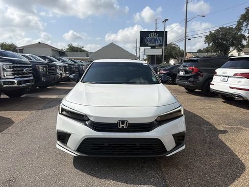 Used 2024 Honda Civic Sport image 2