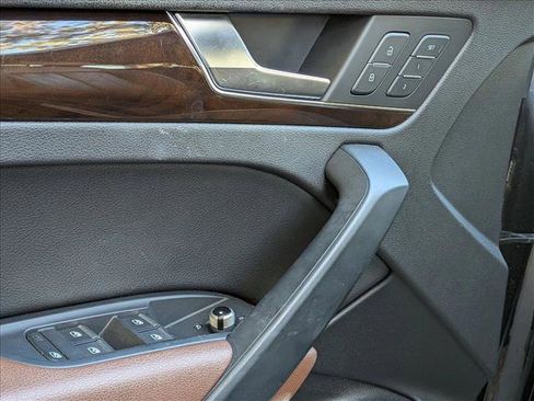 Used 2018 Audi Q5 2.0T Premium Plus w/ Premium Plus Package image 4