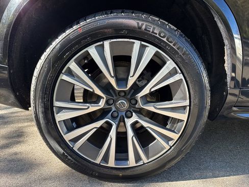 Used 2020 Volvo XC90 T5 Momentum AWD/4WD image 47