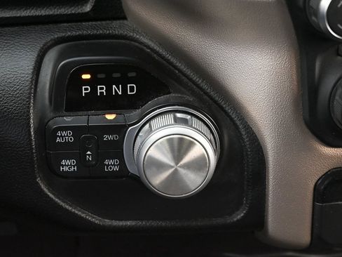 Used 2019 RAM 1500 Laramie image 30