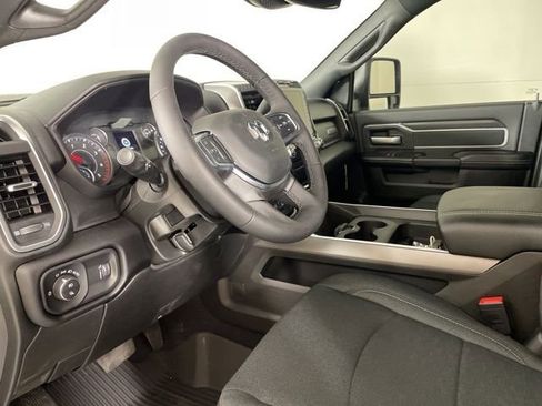 New 2025 RAM 2500 Big Horn AWD/4WD image 24