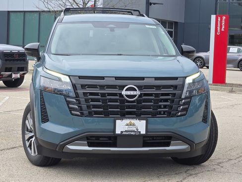 New 2026 Nissan Pathfinder SL AWD/4WD image 3