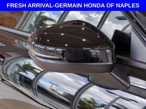 New 2026 Honda HR-V EX-L image 11