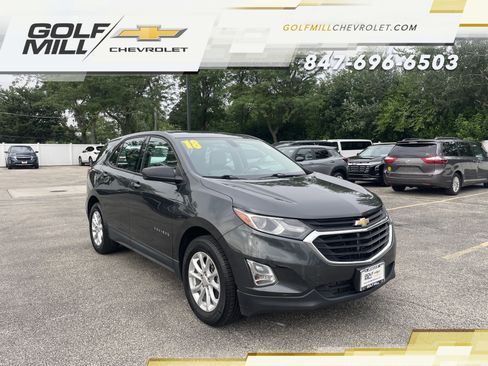 Used 2018 Chevrolet Equinox LS FWD image 3