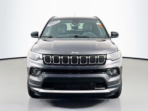 Used 2023 Jeep Compass Limited w/ Sun and Sound Group AWD/4WD image 3