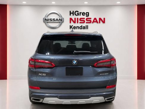 Used 2019 BMW X5 xDrive40i w/ Convenience Package AWD/4WD image 2
