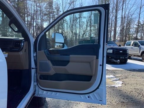New 2026 Ford F350 Lariat w/ Lariat Ultimate Package AWD/4WD image 14