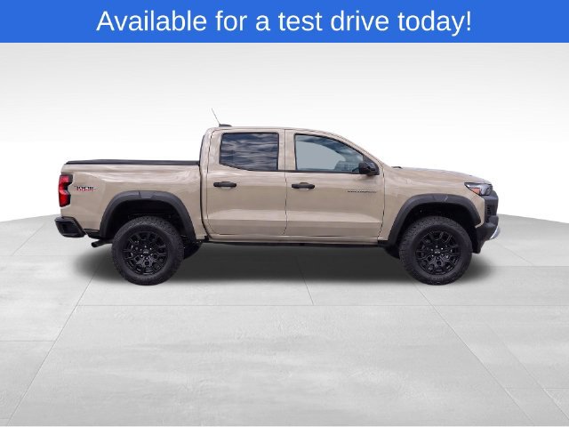 Used 2023 Chevrolet Colorado Trail Boss w/ LPO, Skid Plate Package AWD/4WD image 3