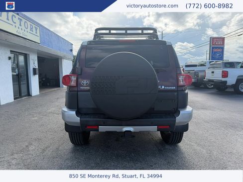 Used 2007 Toyota FJ Cruiser 4WD image 4