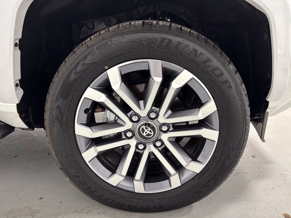 Used 2026 Toyota 4Runner Limited AWD/4WD image 61