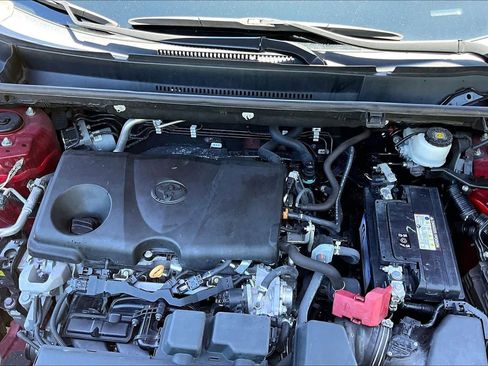 Used 2023 Toyota RAV4 XLE FWD image 31