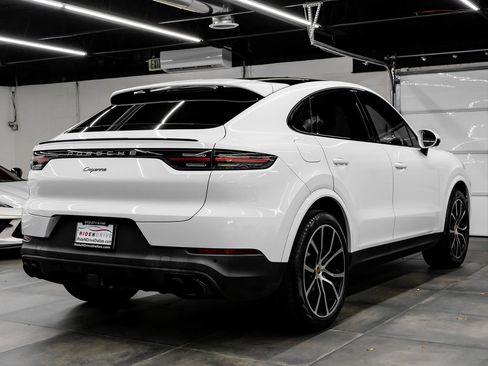 Used 2023 Porsche Cayenne Base image 13