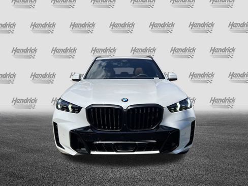 Used 2026 BMW X5 sDrive40i w/ M Sport Package image 3