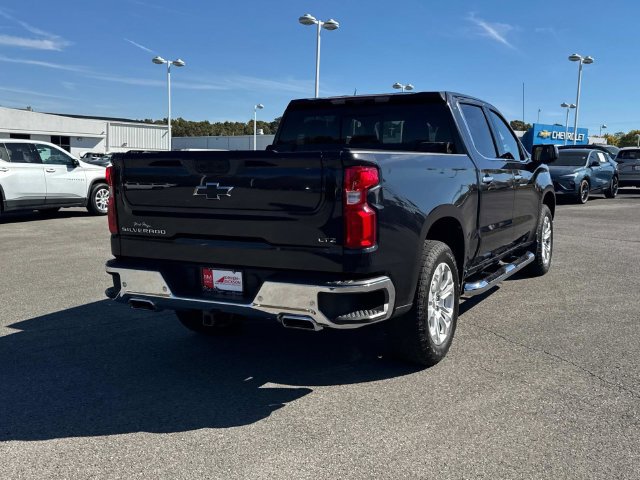 Certified 2022 Chevrolet Silverado 1500 LTZ AWD/4WD image 4