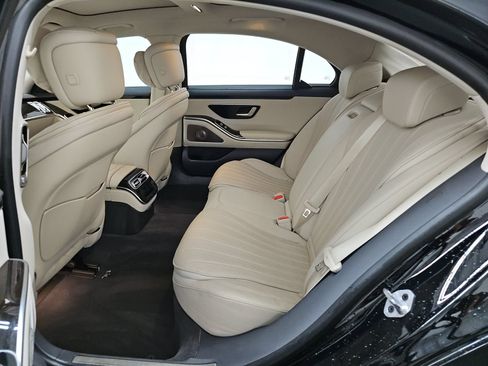 Used 2023 Mercedes-Benz S 500 4MATIC image 15