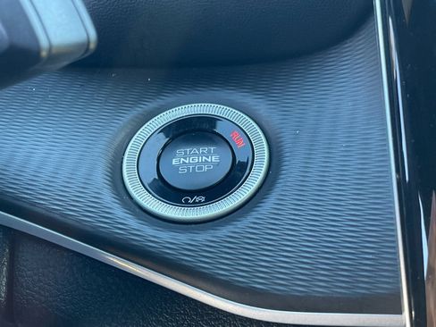 Used 2024 Jeep Grand Cherokee L Laredo w/ Luxury Tech Group I image 26