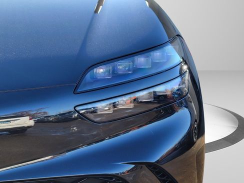 Used 2025 Genesis GV60 Advanced image 10