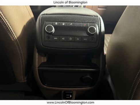 Used 2017 GMC Acadia Limited SLT AWD/4WD image 13