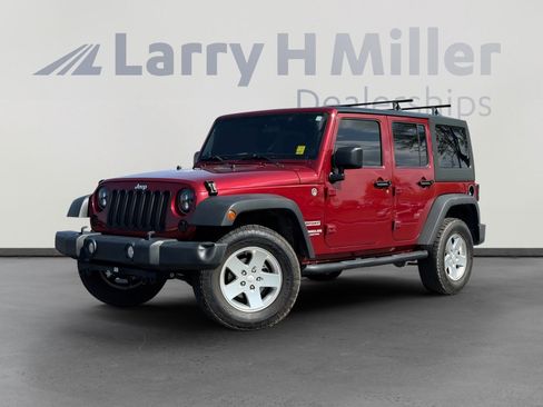 Used 2012 Jeep Wrangler Unlimited Sport image 1
