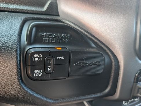 Used 2022 RAM 2500 Big Horn w/ Night Edition AWD/4WD image 27
