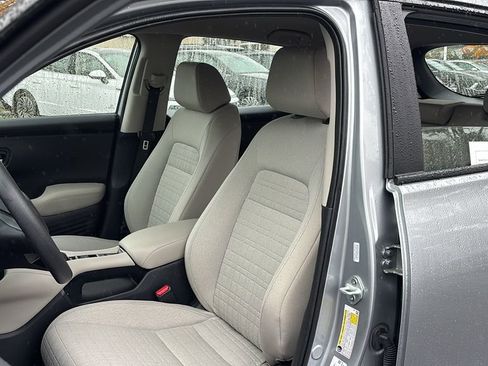 Used 2025 Honda HR-V LX image 10