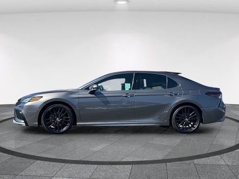 Used 2021 Toyota Camry XSE w/ Carpet Mat Package (TMS) FWD image 9