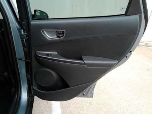 Used 2021 Hyundai Kona SEL w/ Cargo Package image 23