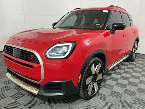 Certified 2025 MINI Cooper Countryman S image 2