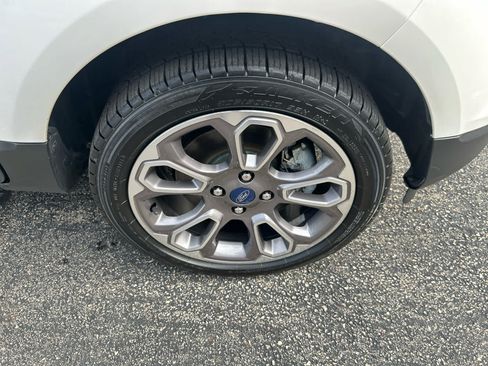 Used 2019 Ford EcoSport Titanium AWD/4WD image 9