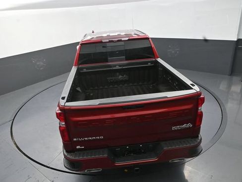 Used 2023 Chevrolet Silverado 1500 High Country w/ High Country Premium Package AWD/4WD image 17