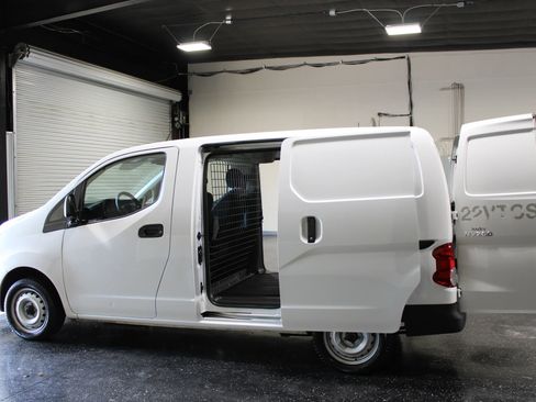 Used 2019 Nissan NV200 S w/ Cruise Control Package FWD image 28
