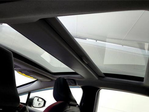 Used 2024 Toyota Prius Prime image 38