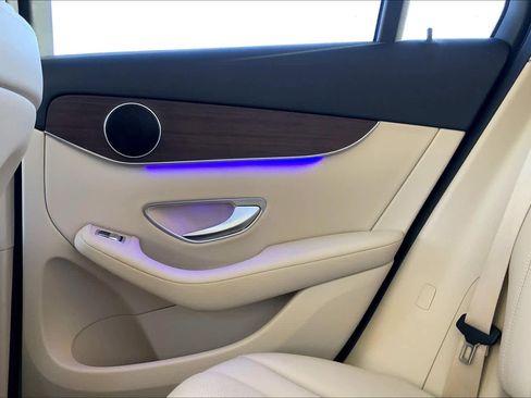 Certified 2021 Mercedes-Benz GLC 300 4MATIC image 35