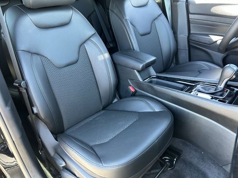 New 2026 Jeep Compass Latitude image 7