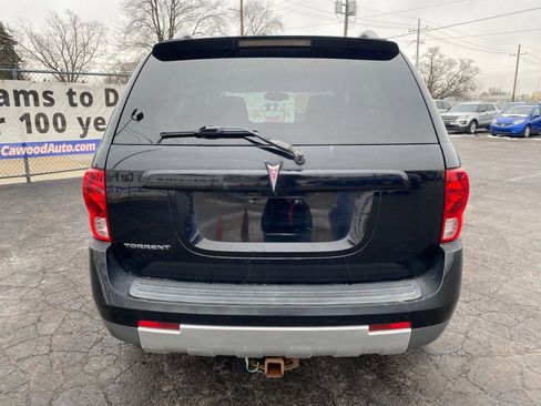 Used 2006 Pontiac Torrent 2WD w/ Preferred Package image 3