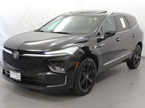 Used 2023 Buick Enclave Essence w/ Experience Buick Package AWD/4WD image 6