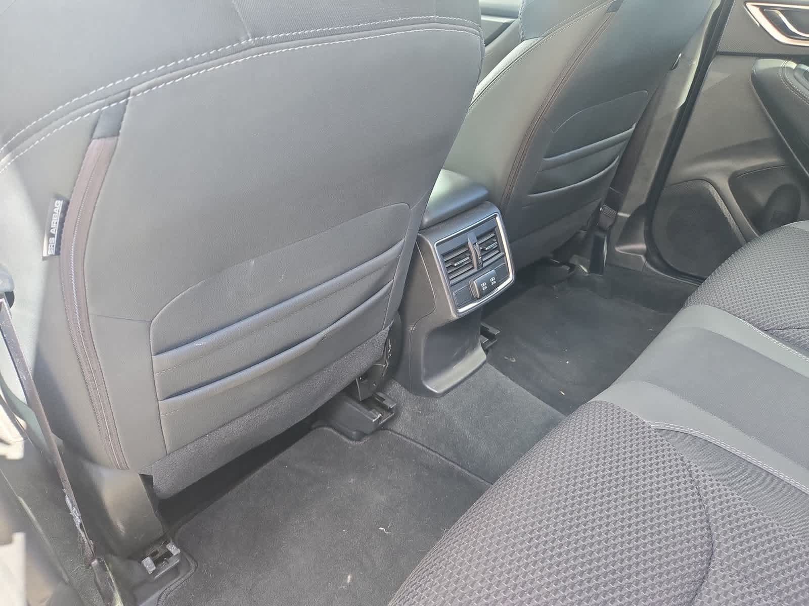 Used 2024 Subaru Forester Premium AWD/4WD image 18