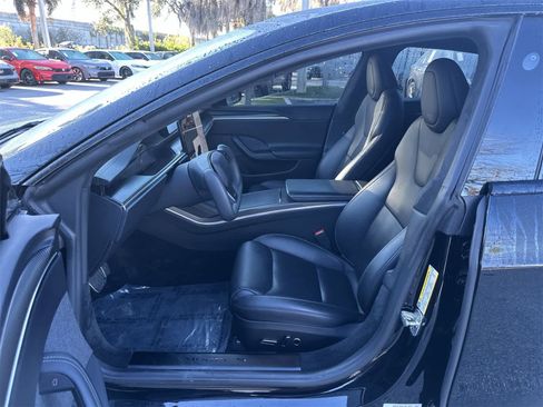 Used 2021 Tesla Model S Plaid image 2