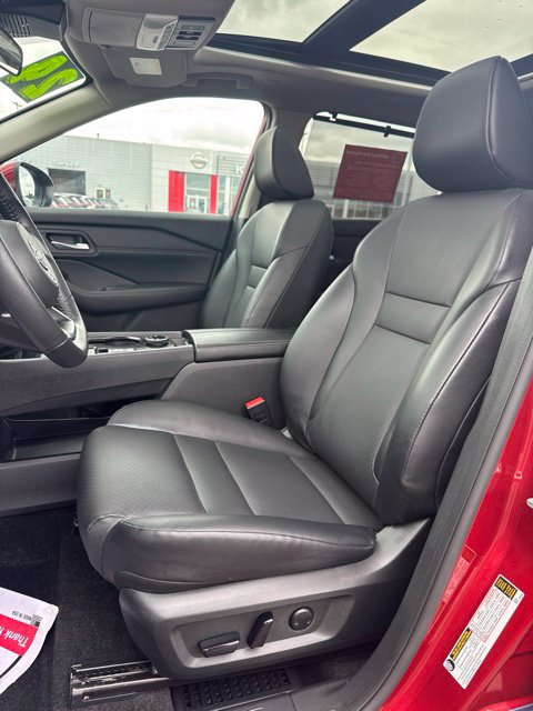Certified 2024 Nissan Rogue SV w/ SV Premium Package AWD/4WD image 10