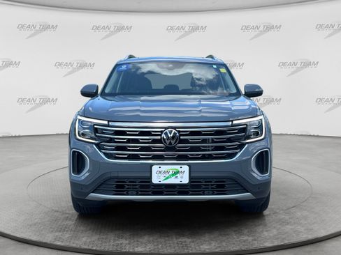Certified 2026 Volkswagen Atlas SEL AWD/4WD image 2